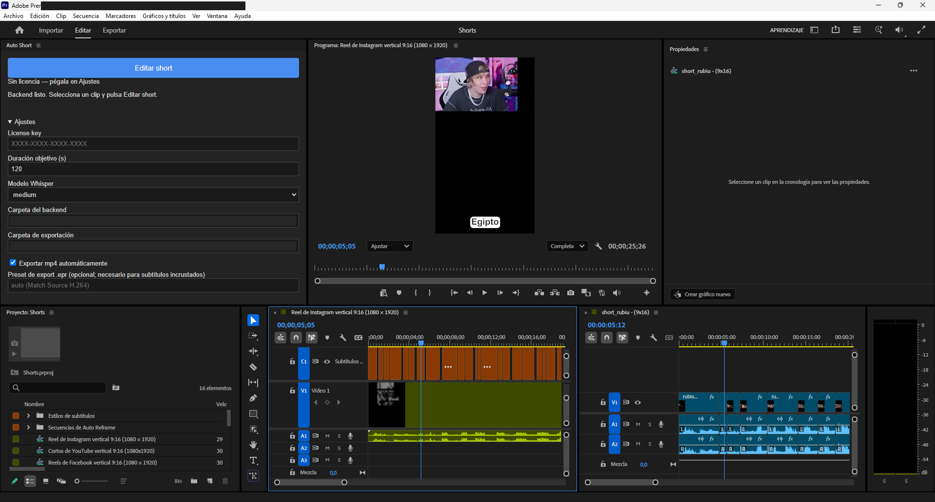 Panel de Auto Short dentro de Adobe Premiere Pro junto a un short vertical montado con subtítulos en el timeline